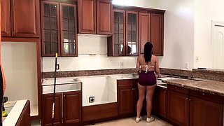 Love Chat Big Boobs Brunette Masturbating For Cam