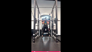 Saturday Squats with Simone Steele