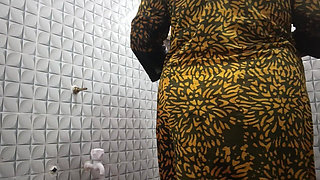 Desi Girl Bathroom Sawoor Hottest