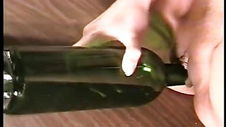 Amateur females masturbating - DvD