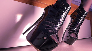 Nylon Feet High Heels