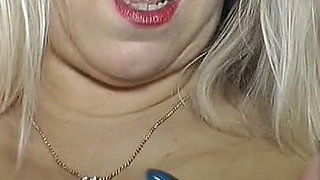 Lippen Schminken Und Geil Pissen