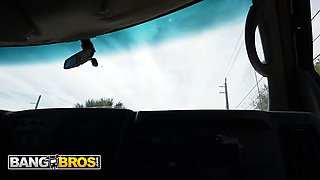 Bangbros - Annie Archer gets her narrow asshole opened up by the biggest shaft she has ever seen