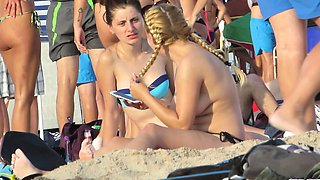HOT Bikini Amateur TOPLESS Teens - Spy Beach Video