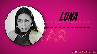 Luna Rides The Pole With Luna Star - Brazzers