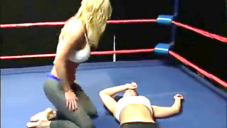 Frankie Z takes on Tylene in a fiery all-girl catfight ring wrestling match