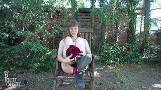 Double Outdoor Toy Masturbation!!