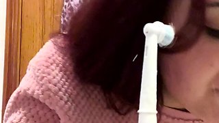 MILF with Big Boobs enjoying herself on cam