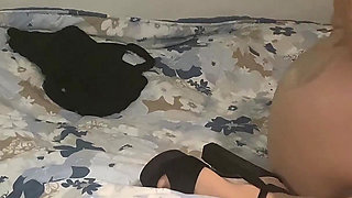 MILF in Pantyhose Tells You How to Jerk Your Cock off Perfectly