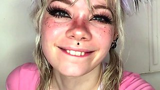 Small titted Briana toying herself poolside
