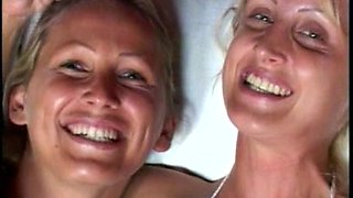 Kinky lesbos enjoying in fingering on the bed - Mandy Bright