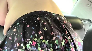 Rocking That Backseat She's a Squirting All Over That Cock Meat