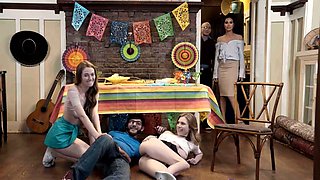 Blowjob Threesome Babes Swallow Jizz