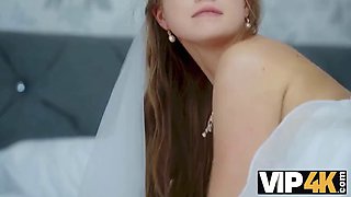 VIP4K. Guests cant hide emotions when they see bride fucking in video