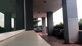 Masturbating amateur cums after solo fun