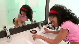 Ebony Lesbian 4 ft. Sasha Simmons  Ms. Desire: Big Ass, Blowjob  Milf Porn