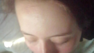 babe gives blowjob