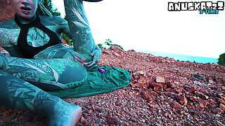 I Masturbate Outside My Anal Hole with Dildo Until I Need to Pee