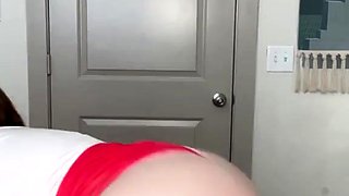 amateur amali2015 flashing ass on live webcam