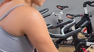 Young Colombian Seduces a Stranger in the Gym Then Plays with Her Anus and a Plug Anal - Abella Olsen