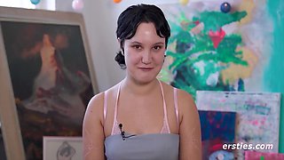 Hannah & Suraya Use A Blindfold To Build A Closer Connection To Each Other With Suraya Nidia