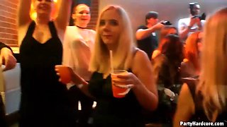 NEW PARTY HARDCORE GONE CRAZY 39 SUPER EXTENDED: Big Tits, Big Ass  Blowjob Porn