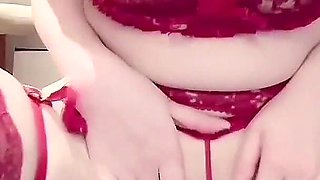 A Big, Sexy Red High-heeled Silk Stocking Secretary Serves the Boss Who Has Been Working for a Whole Day