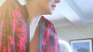 Close up MiLF getting it in the ass