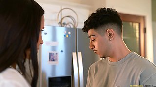 Lexie Cummings' Curvy Mature Passion in a Blonde Heat