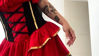 amateur raintree03 flashing ass on live webcam