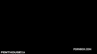 Ainsley Addison and Tara Lynn Fox Live Chat