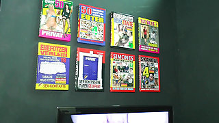 Unrestrained and merciless sex whizzes in the porn booth - 4