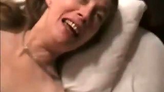 Amateur hotwife fisted