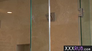 Perfect butt masseuse suck big dick