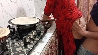 Indian Stepmom Sex Video In The Kitchen