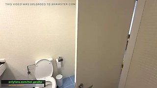 Blonde Teen Wiss Chris Gets Creampied By Boss With Huge Cock On Office Desk Through Pantyhose