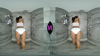 Paula Masturbates in the shower