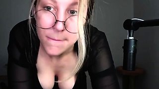 Emo Teen Becka Solo Webcam Masturbation Porn