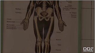 Docs Pussy Examination At The Anal Clinic Makes Babe Tiffany Doll Orgasm