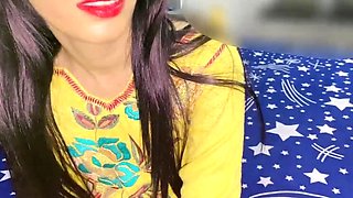 Punjabi Aunty Gets Naked & Begs For Big Cock - Desi Hostel Fuck