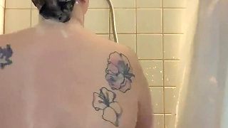 Curvy MILF in the Bath & Shower