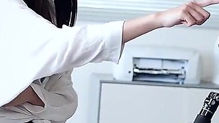 Beautiful Horny Secretarty Gets Her Hands on His Dick