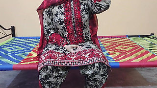 My Pakistani Beautiful Maid Giving Blowjob and Hard Fucking