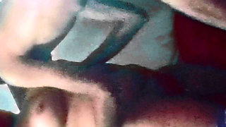 Meri Behan ki ladki mere mere saath picnic banane gayi  dono EK hi kamre mein band ho gayi