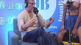 Florizqueen Is Speechless From Cumming So Much In The Sex Machine In Juan Bustos Podcast! 17 Min