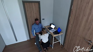 Camera filmed how the secretary sucks dick and fucks the boss during working hours