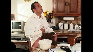 Eva Moore Likes Salsa