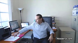Boss explores secretaries tight butt