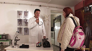 Husband fucking a pregnant fuck after a check-up in the doctor's office