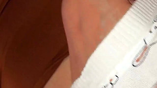 Extreme Close up Fuck: My First Time in 19 Years Old